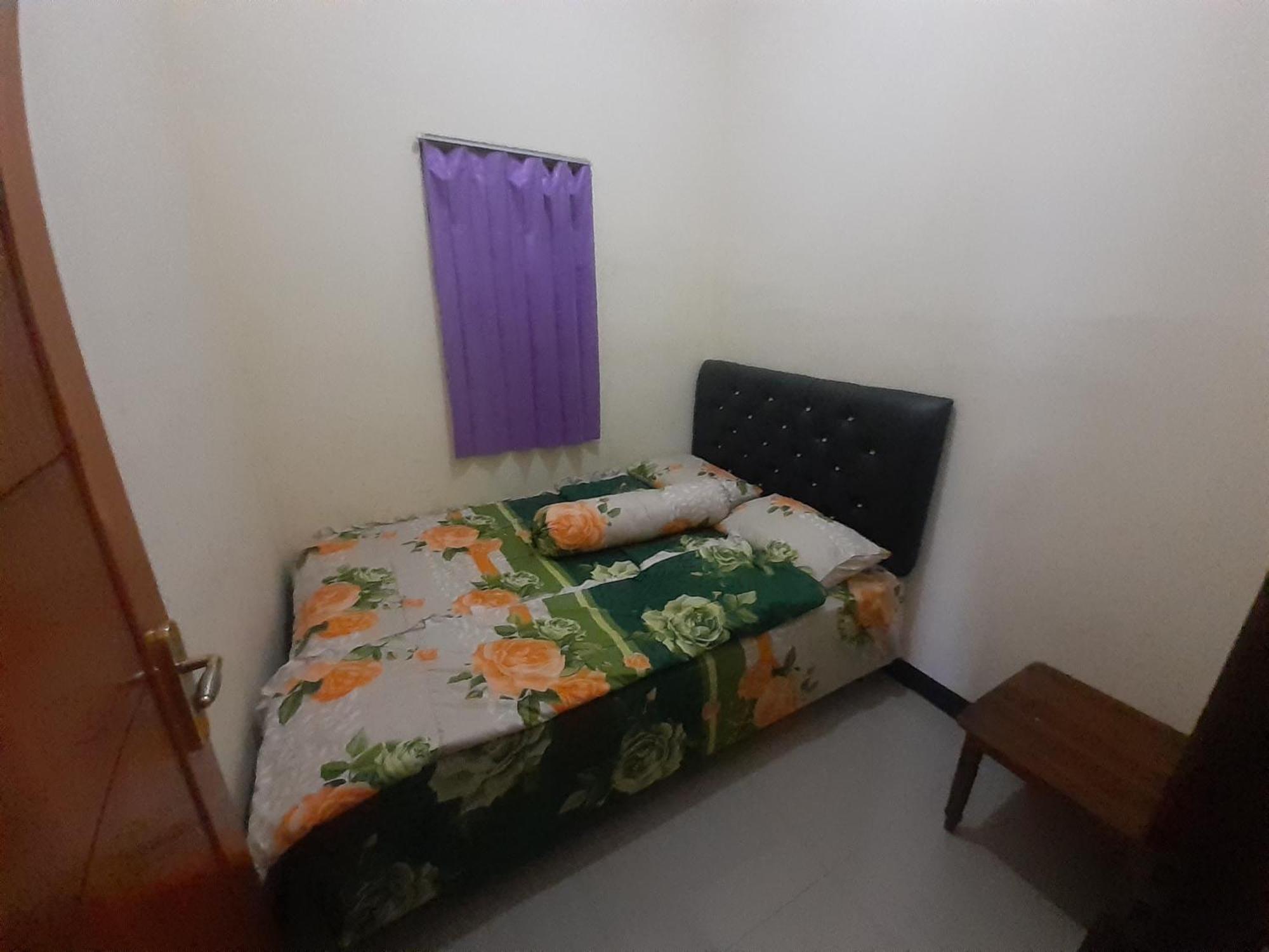 Widodaren Homestay Probolinggo Bagian luar foto